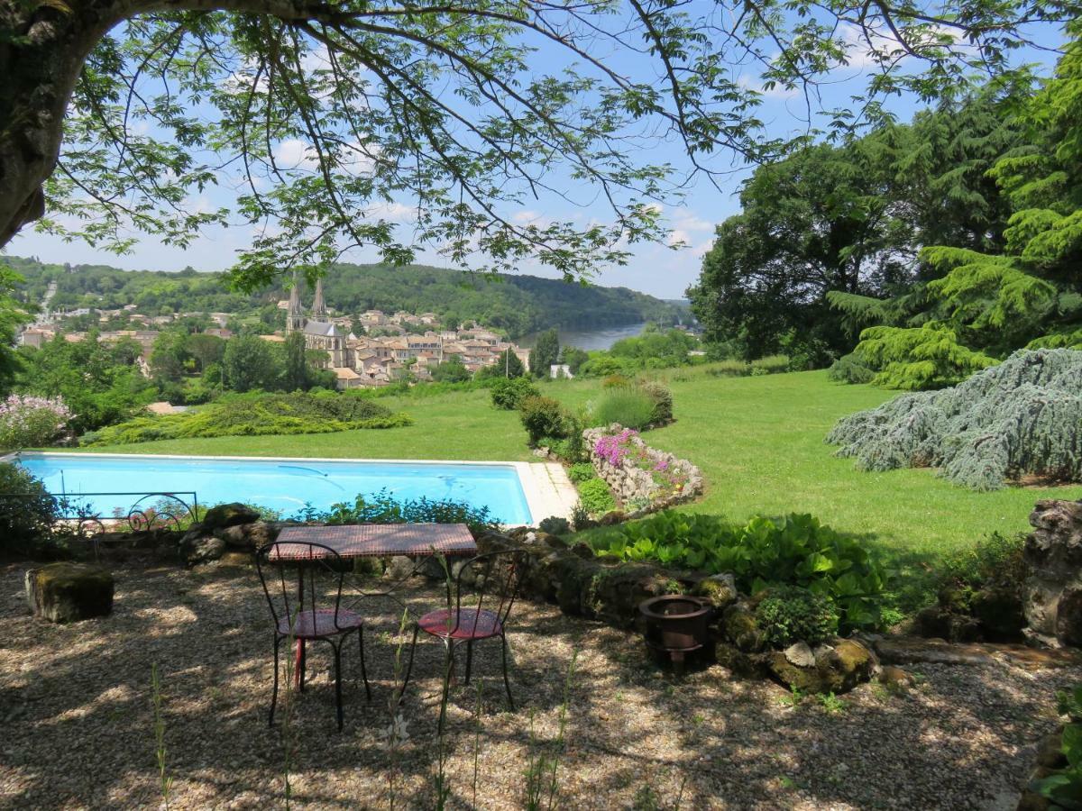 Bed and Breakfast Les 4 Elements St Emilion Branne  Экстерьер фото