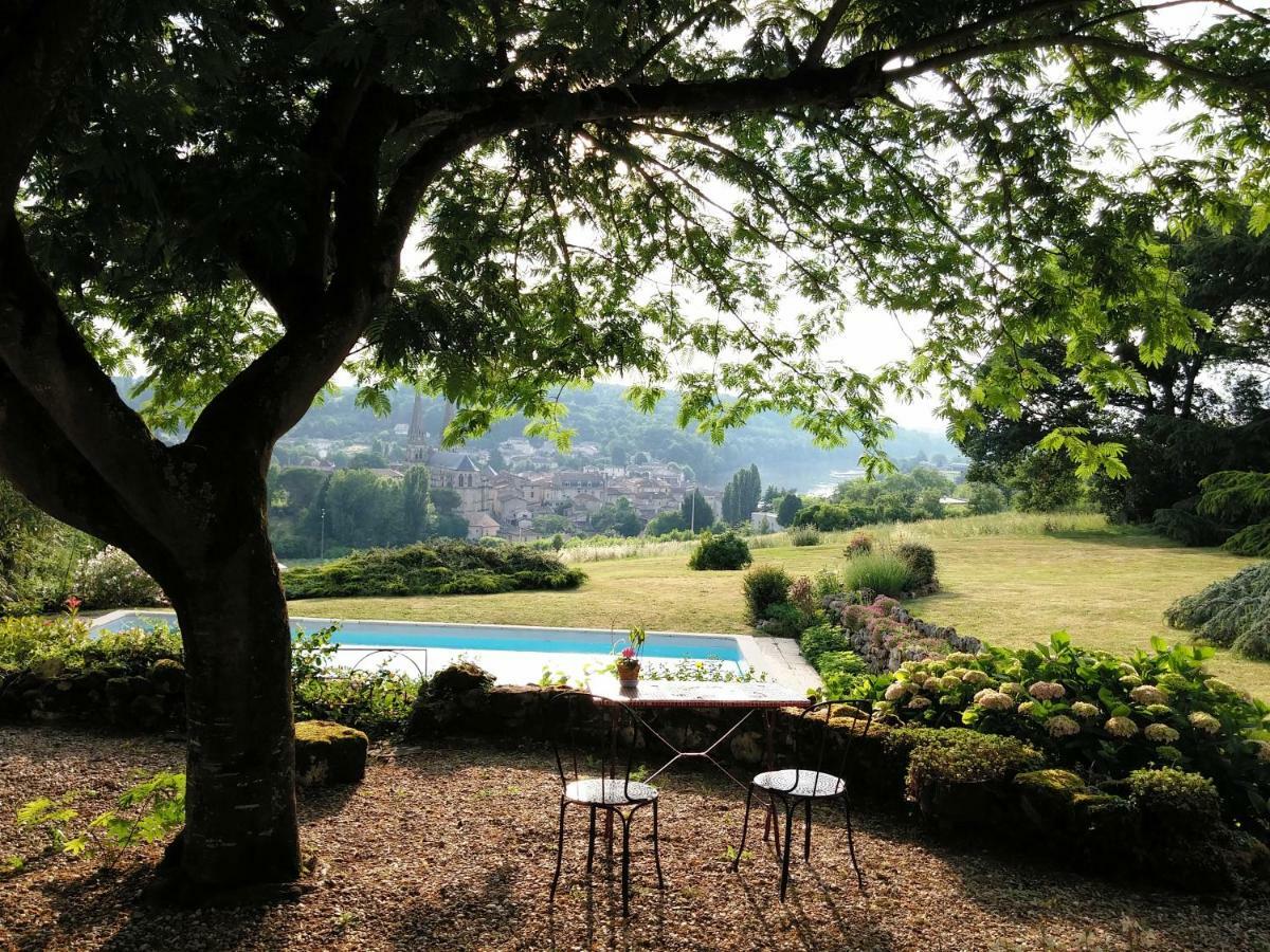 Bed and Breakfast Les 4 Elements St Emilion Branne  Экстерьер фото