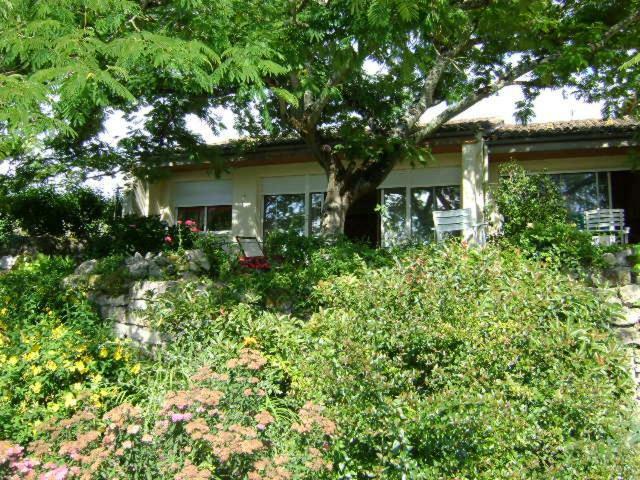 Bed and Breakfast Les 4 Elements St Emilion Branne  Экстерьер фото