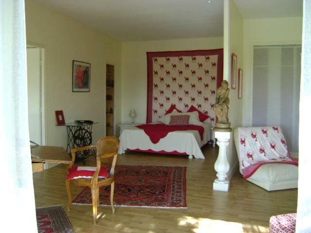 Bed and Breakfast Les 4 Elements St Emilion Branne  Экстерьер фото