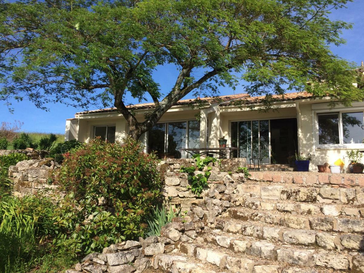 Bed and Breakfast Les 4 Elements St Emilion Branne  Экстерьер фото